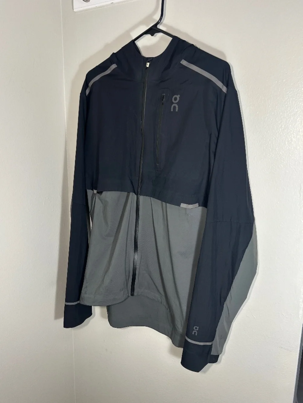 On Running Weather Jacket Cloud Men XL Lightweight Water Resistant Packable